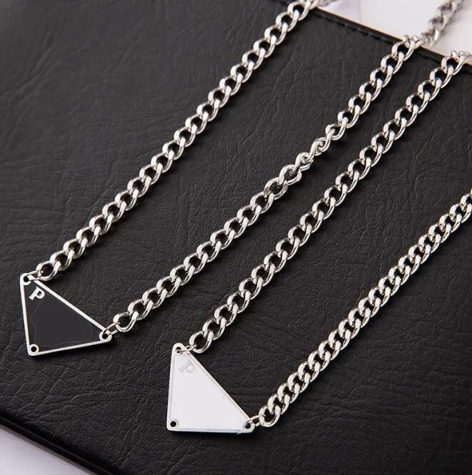 23ss Black White 2color Triangle Letter Pendant Necklace Brand Designer Statement Jewelry Titanium Steel Necklaces Chain Men Women Unisex Gift