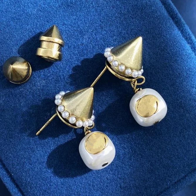 Designer Stud earrings for women 2023 new Vintage Brass Pearl Pendant Earrings Charm Metal Pearl Gold Statement Jewelry Punk Accessories Stud