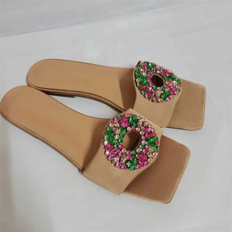NXY Sandals Summer Rhinestone Flats vrouwen transparante kristal platte slippers comfortstrand slipper plus size luxe dia's 230406