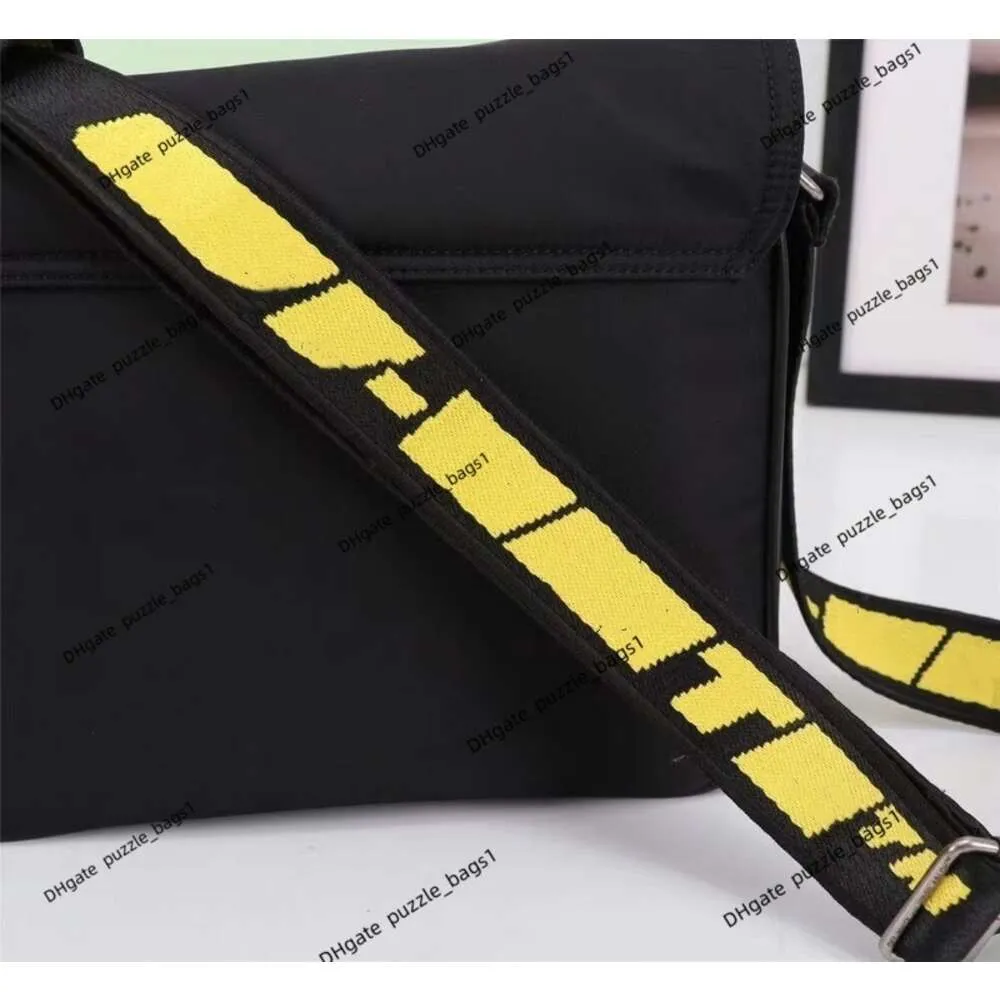 DHgate.com:Designer Off White Backpack: Canvas Embroidered