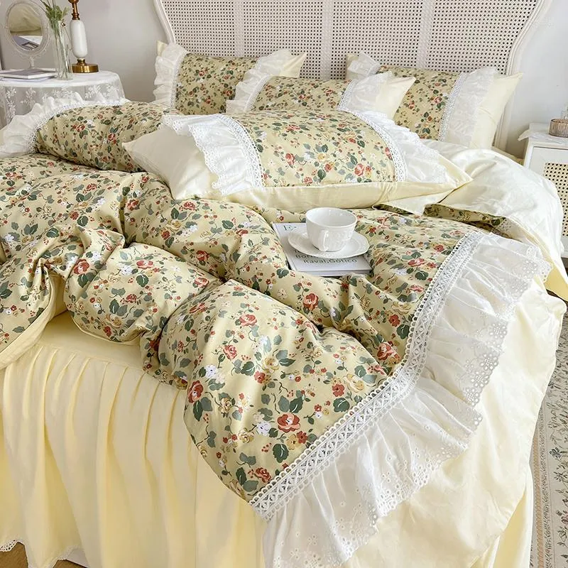 Floral cot bed duvet cover top