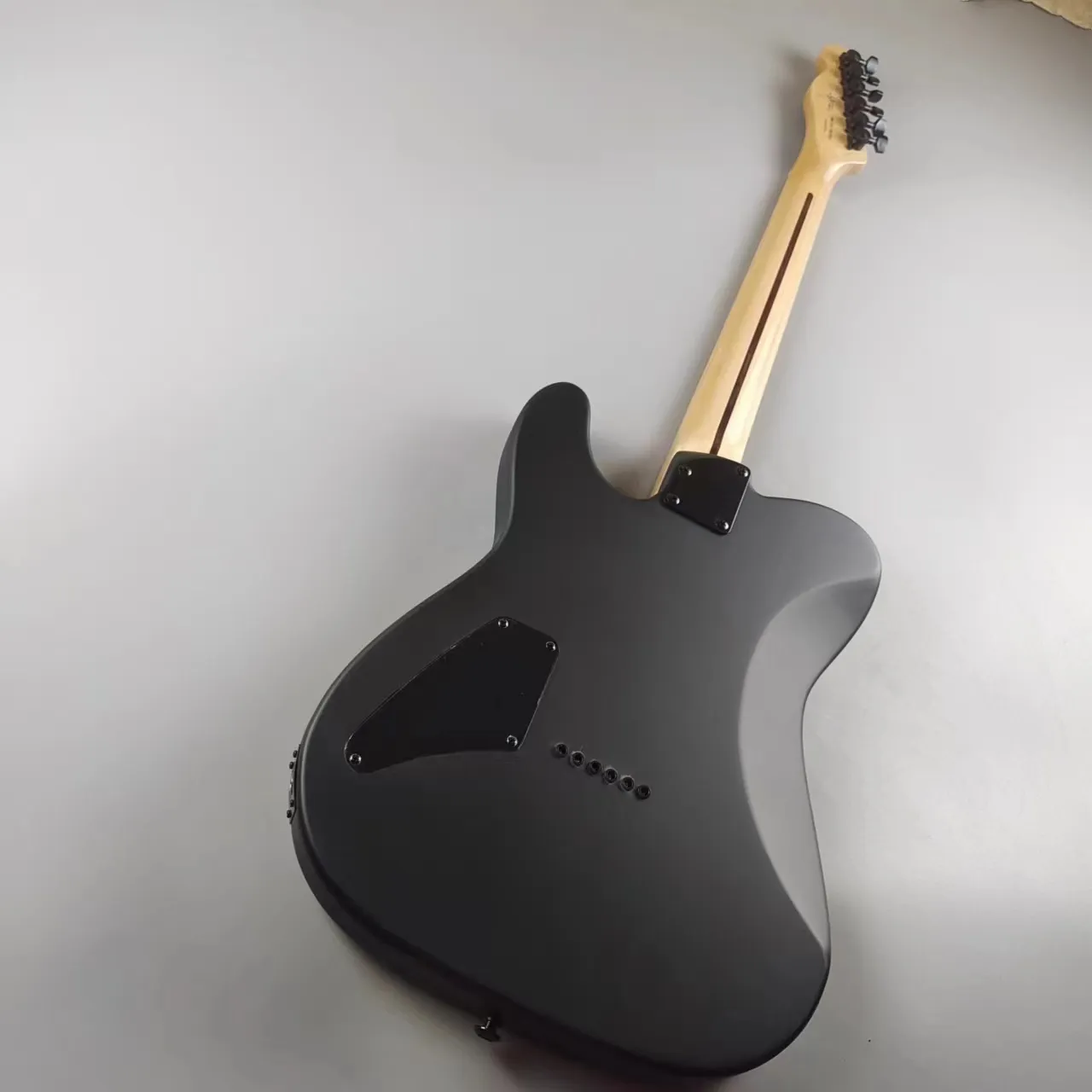 Tailai Electric Guitar, Black Matte High Quality Spot Sale Of