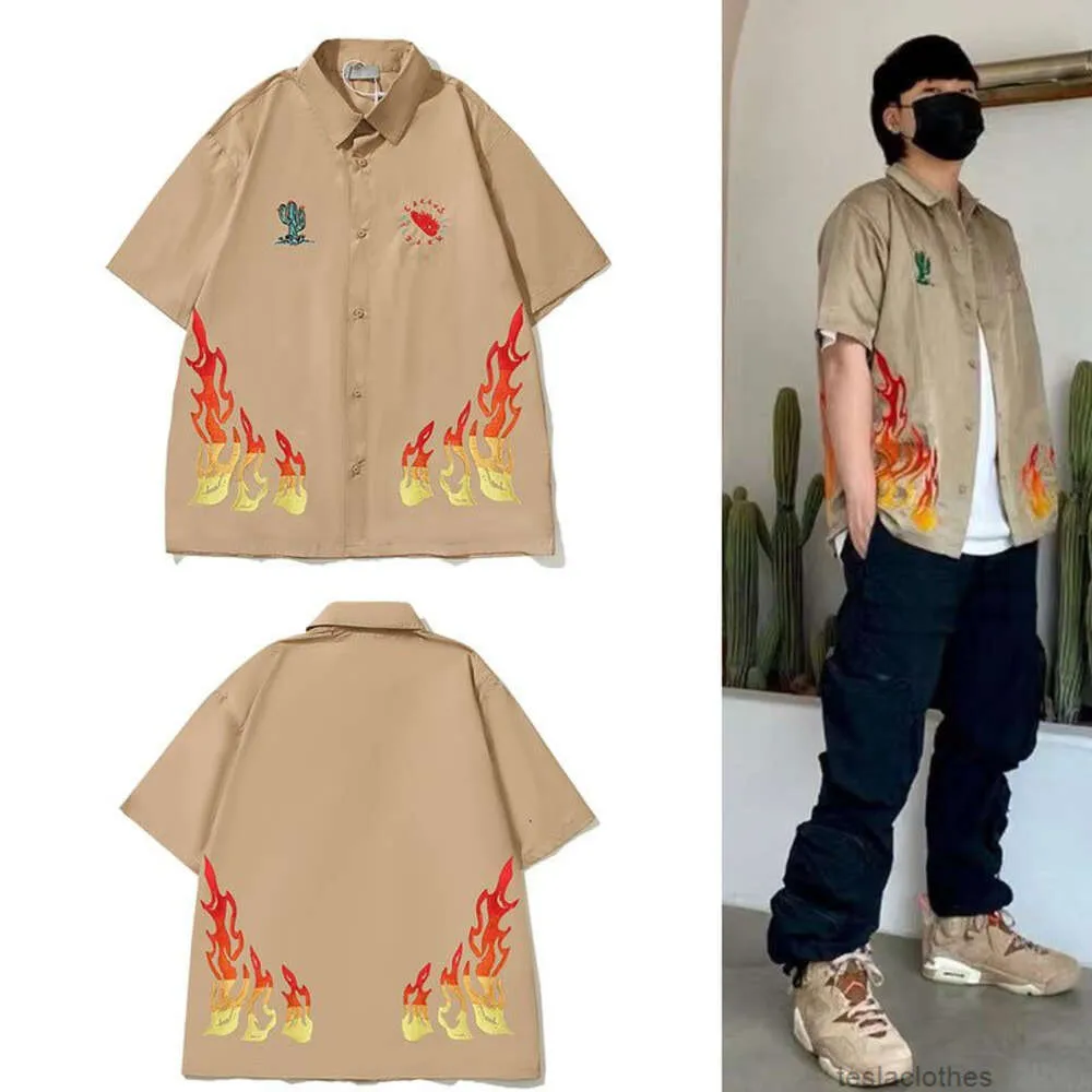 Дизайнерские мужские рубашки Модная повседневная одежда Travi Scotts Co Br ed Ts Same Perimeter Cactus Flame Embroidery High Street Модная рубашка с коротким рукавом