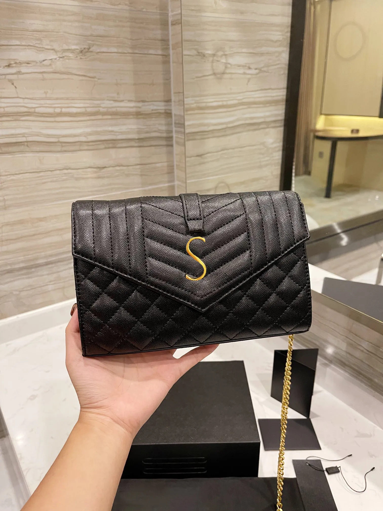 Chanel 19 silk crossbody bag Chanel Black in Silk - 29185617