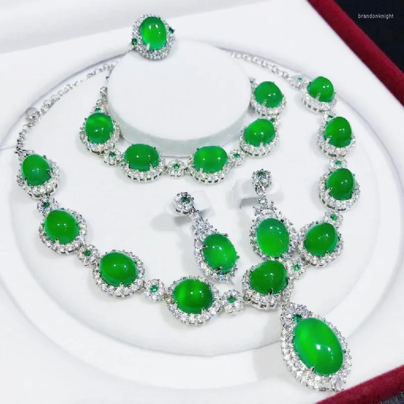 Серьги ожерелья устанавливают натуральные барокко зеленый агат модный высококачественный высококачественный женский свадебный банкетный банкет
