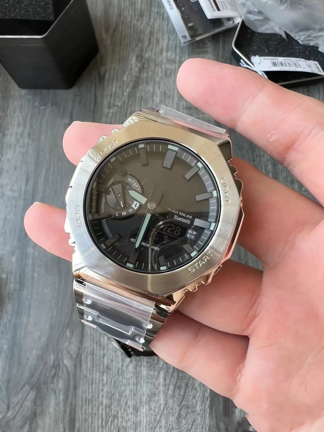 Unisex Sports Digital Quartz Watch GM B2100 Original shock Watch Alloy LED Dial Full Function World Time Automatic Hand Lifting Lamp Oak Series with