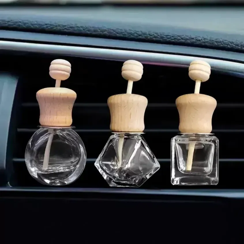 Bouteilles de parfum de voiture vides avec clip bâton de bois huiles essentielles diffuseurs climatiseur évent automobile assainisseur d'air bouteille en verre décorations de voitures FY3456