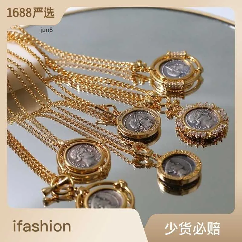 2023 New Designer Ring Pendant Necklaces Roman Silver Coin Necklace Women's Seiko Simple Fashion Chain Round Brand Ancient Style Y0lh