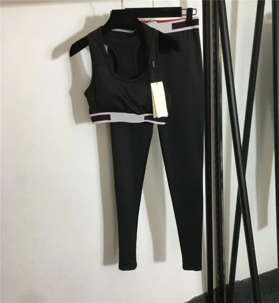 Schicke Damen-Designer-Yoga-Outfits, Damen-Sport-Leggings, hohe Taille, Hosen, Europa, Amerika, schnell trocknende Fitness-Leggings7775110