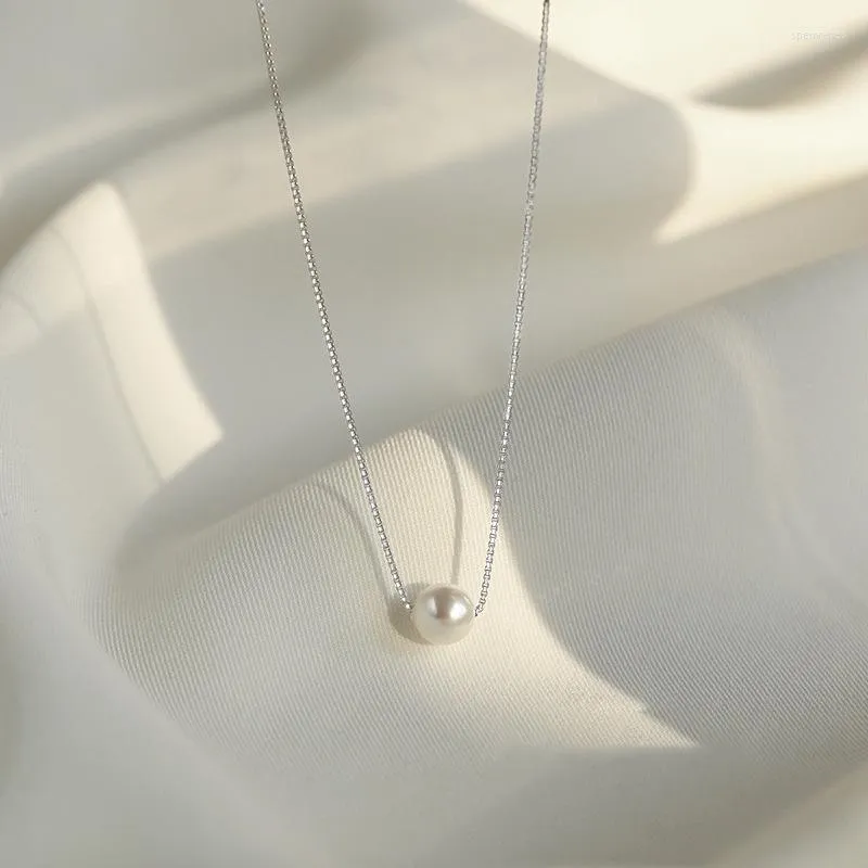 Цепи Ячу модный серебряный цвет простой классический диаметр 8 мм Моделируемый жемчужный ожерелье для женщин Элегантная роскошная цепочка ключицы Ювелирные изделия