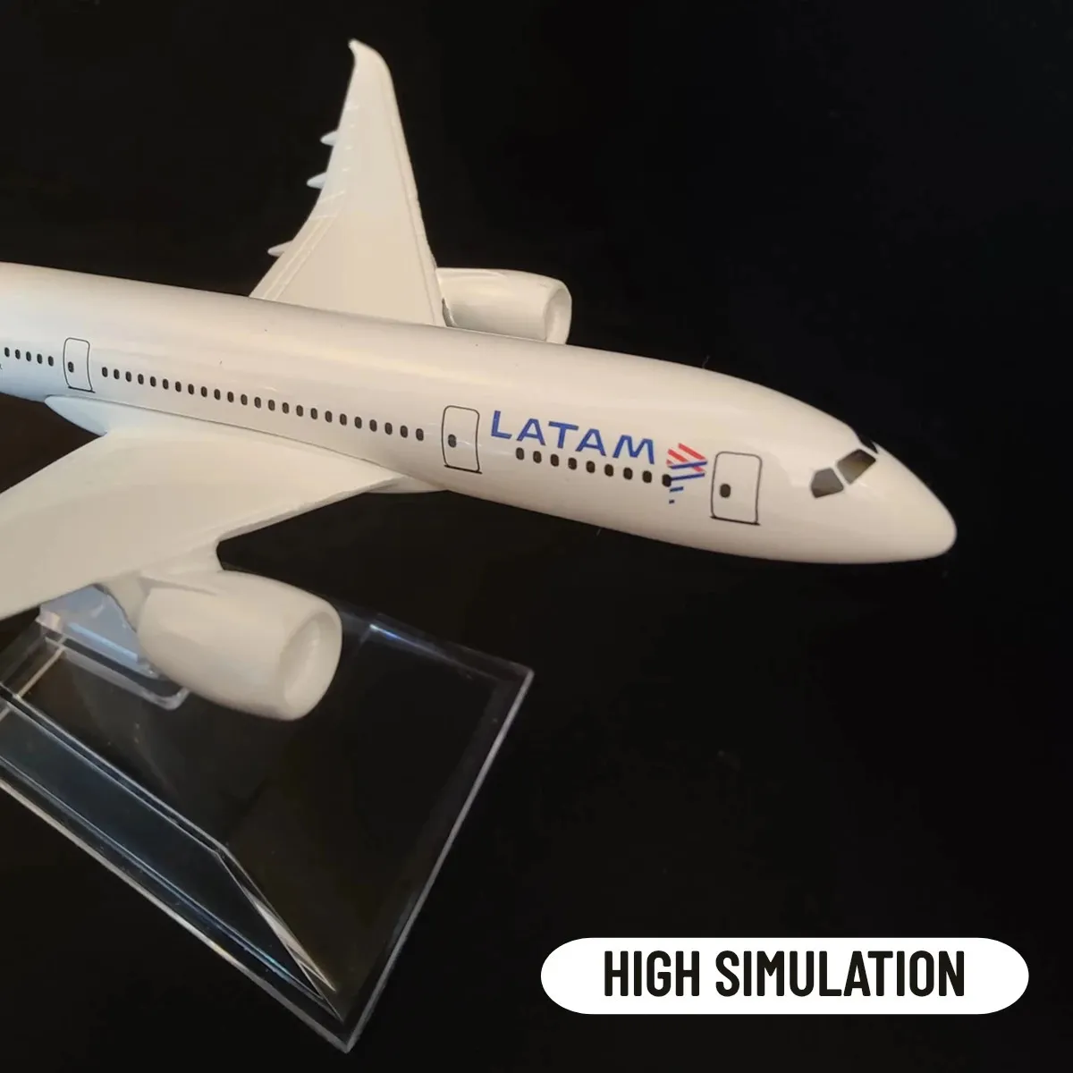 Vliegtuigen Modle Schaal 1 400 Metalen Replica 15 cm LATAM B787 Boeing Airbus Vliegtuig Diecast Model Kinderkamer Decor Cadeau Speelgoed voor Jongen 231118