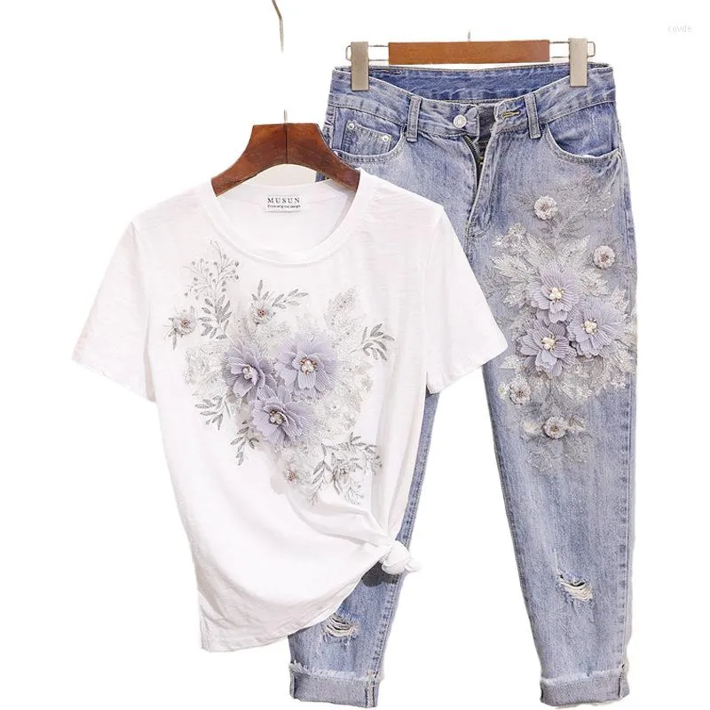 Zweiteiliges Kleid Amolapha Frauen Pailletten Perlen 3D Blume Baumwolle T-Shirt Wadenlang Jeans Kleidung Sets Sommer Mid Calf Jean Suits