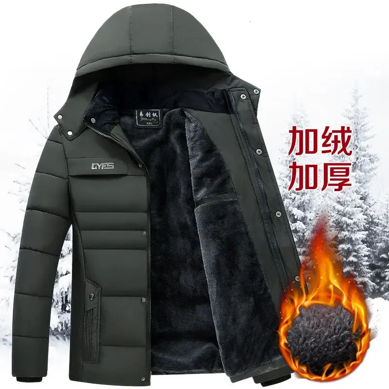 Piumino da uomo Parka Parka Cappotti da uomo Giacca invernale Addensare Con cappuccio Capispalla impermeabile Cappotto caldo Abbigliamento da padre Cappotto casual 231118