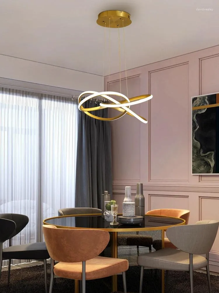 Lustres Moderne Créatif LED Lustre Pour Salle à manger Chambre Couloir Cuisine Doré Dimmable Télécommande Intérieur Lampe Décoration