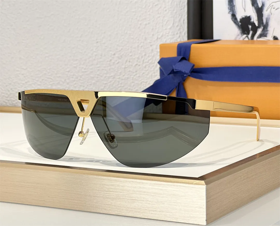 thumbnail image 2 of Chic Oversized One Piece Visor Sunglasses For Women & Men - Gold Mirror Shield! 2 of 4