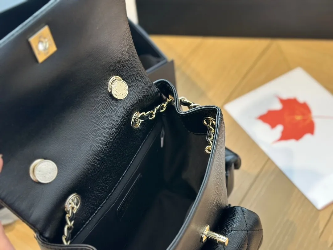 Multi Pocket Backpack Style women Fashion Shopping Satchels Shoulder Bags genuine leather chain flap handbag crossbody messenger bags Luxury designer purses tote