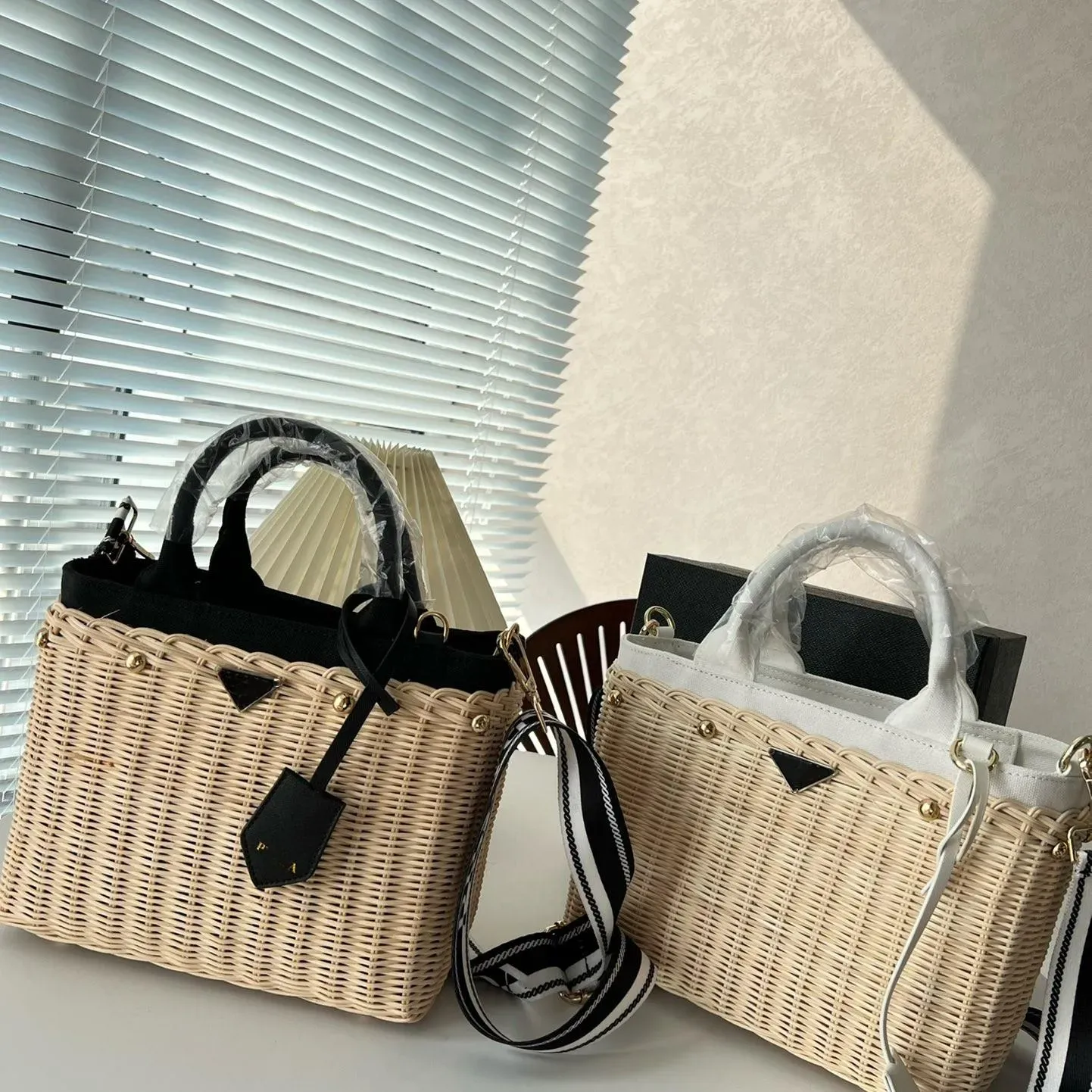 20203 Designer Beach Bag Style Lafite Leather Woven Bag Fashion Handbag Women's Beach Holiday Shopping Bag Handbag Quality 7A