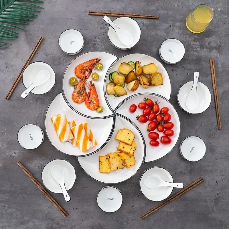 Plates White Ceramic Tableware Moon Shape Plate Set Durable Home Fruit Sara Candy Dish Kitchen Combination Platter Safe Microwave