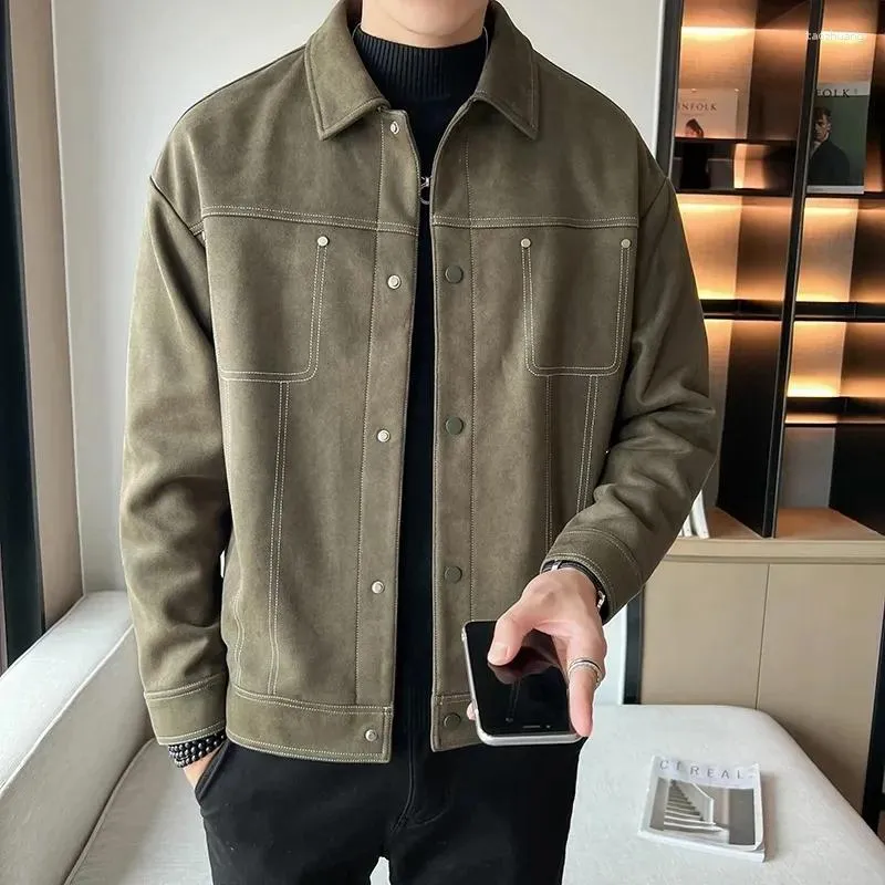 남자 재킷 스프링 가을 단색 스웨이드 남성 2024 군대 녹색 고급 라펠 버튼 한국 패션 남성 재킷 코트