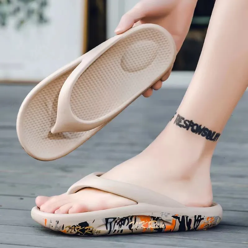 Slippers Light Thong Flip Flips Men Cloud Summer Shoes Sapatos 2023 Pillow Slides Ortopedic Clip Toe Arch Sandals de praia 230419