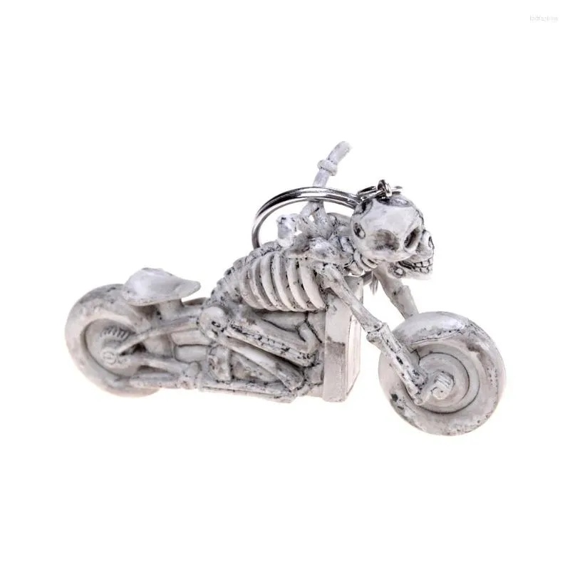 Keychains Nieuwheid Geschenk Key Chain Ring Skull Keychain Vintage Rubber Devil Death Monster Pirate Trinket Motor Car Toy Motorcycle
