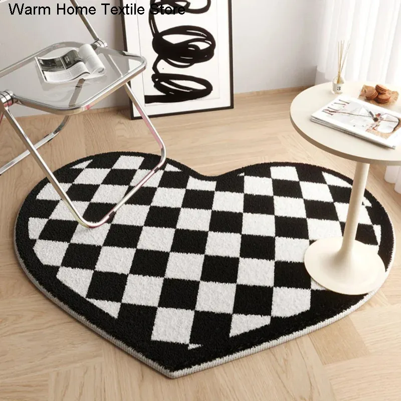 Tapis Ins noir blanc damier amour coeur irrégulier doux décoration de la maison chambre tapis en peluche grande surface antidérapant tapis moelleux 231118