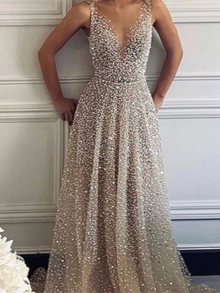 Nya avslappnade klänningar Luxury Gold Sequins Pärlor Prom ärmlös V-ringning A-Line Wedding Woman Party Evening Gown Cocktail Dress Vestidos Fashion