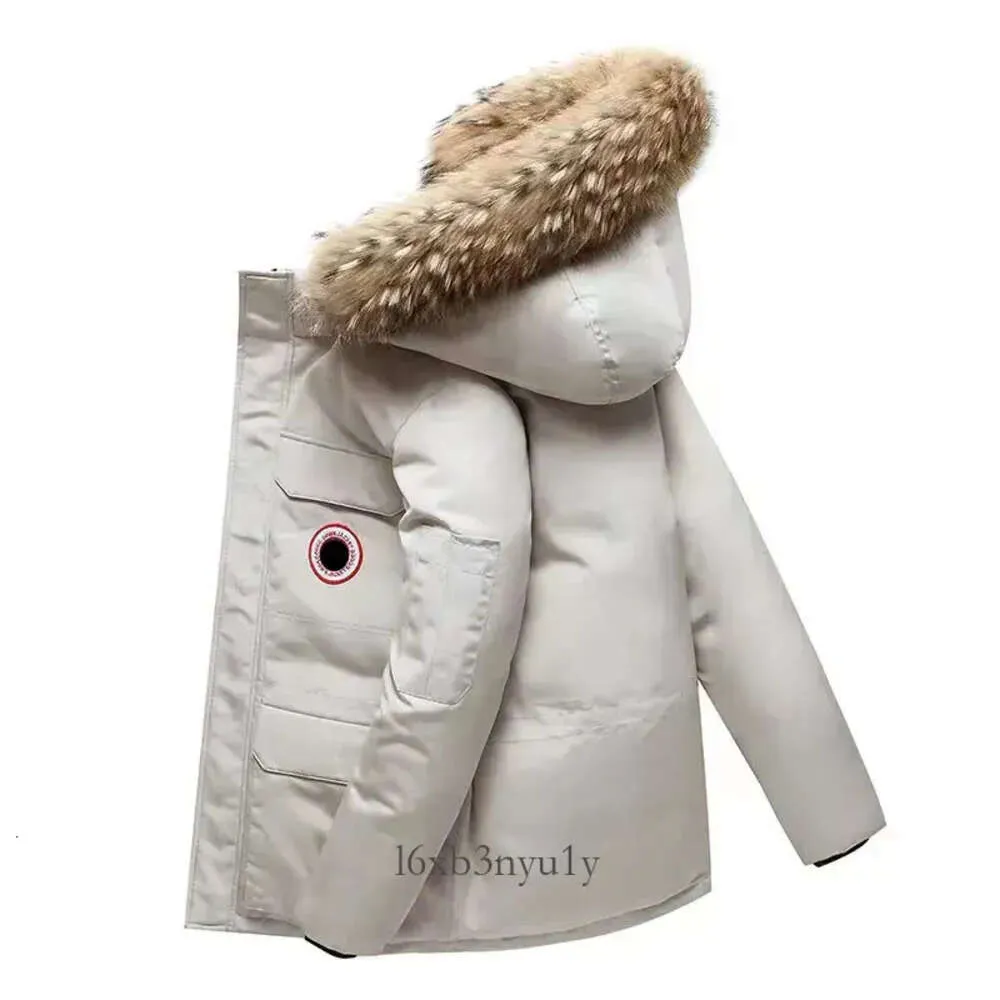 Down Designer Canadian Męskie Kurtki parkowe zimowe ubrania robotnicze kurtka Zagęzona na zewnątrz moda ciepła utrzymanie pary na żywo transmitowane 3380