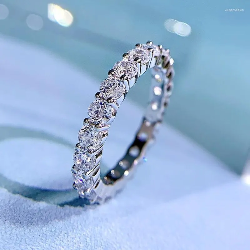Anéis de Cluster Primavera Qiaoer 925 Prata Esterlina 3mm Diamantes de Alto Carbono Gemstone Banda de Casamento Romântico Casal Anel Fine Jewelry Presentes