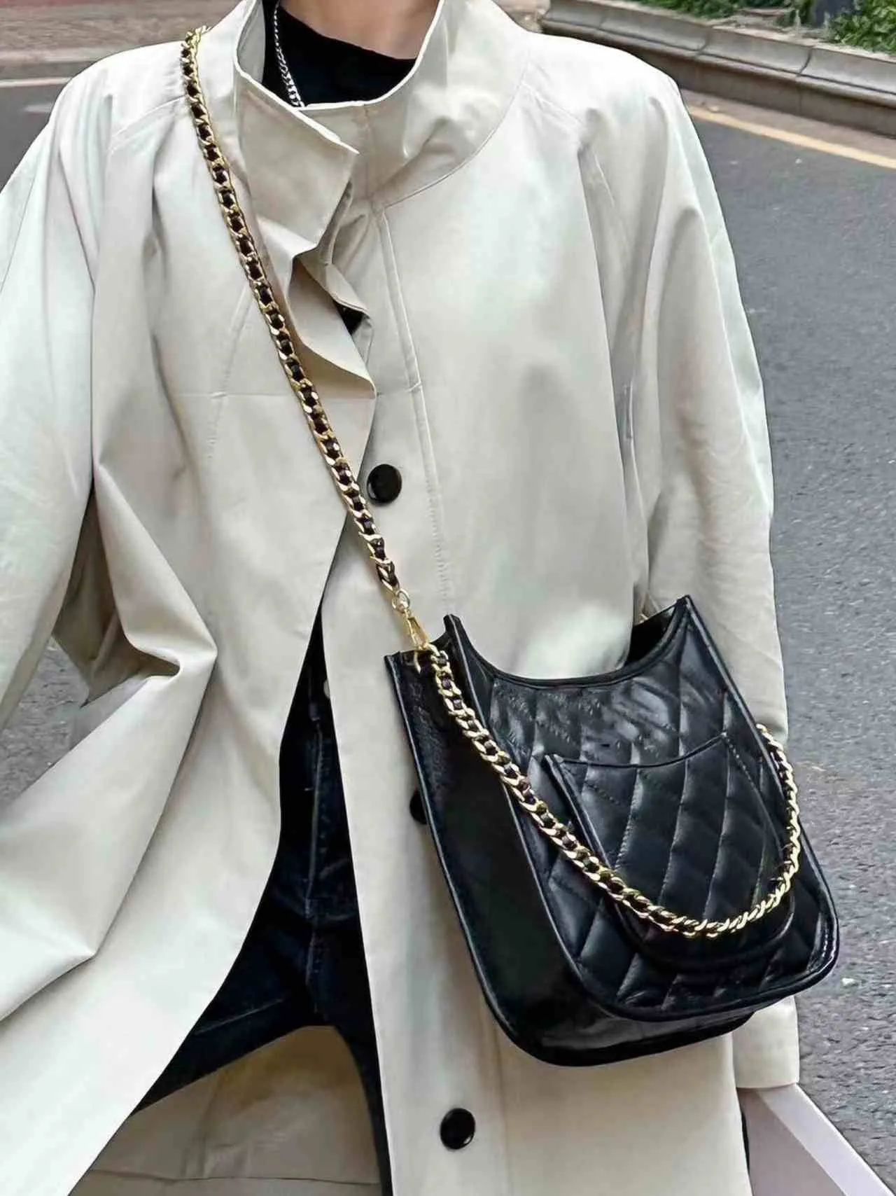 7A حقيبة تسوق البقر عالية الجودة من مصمم التسوق الفاخرة حقيبة Women Chain Crossbody أكياس الإبط الأزياء حقيبة يد حقيبة يد سوداء