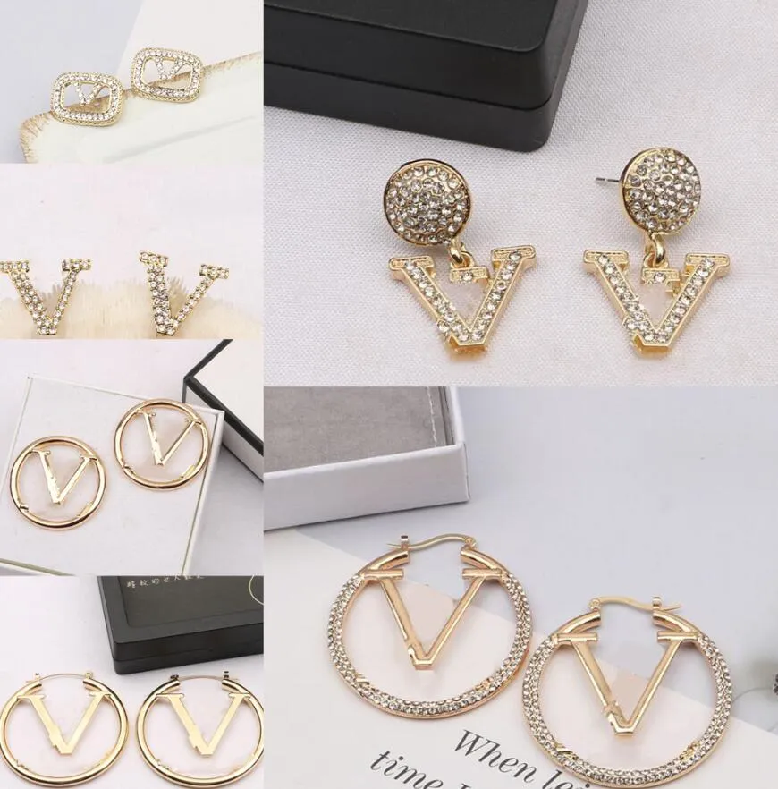 18K Gold Plated 925 Silver Luxury Brand Designers Retro Chain V Letters Stud Geometric Famous Women Crystal Rhinestone Pearl Earring Wedding Party Jewerlry