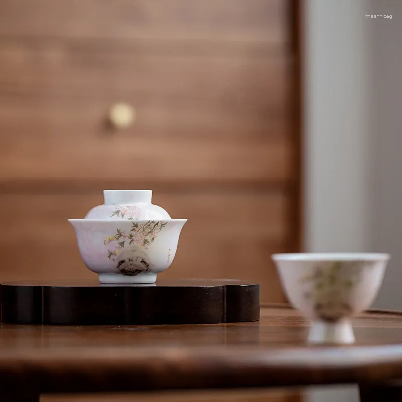 Teaware sätter ren handmålad persikpulver täcker skål tepopp glasyr målad keramisk singel kinesisk infusör