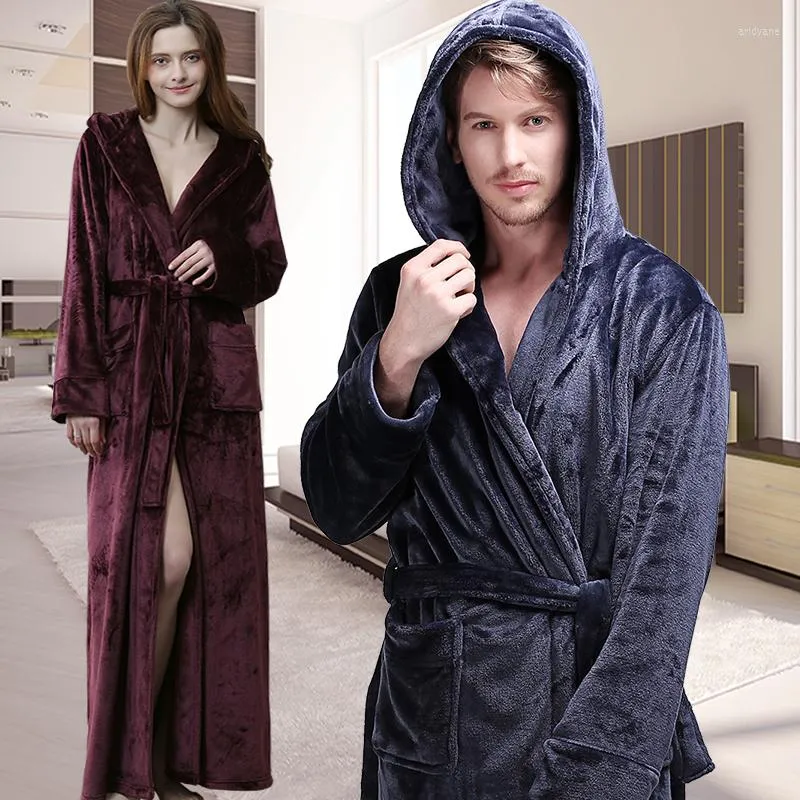 Vêtements de nuit pour hommes Hommes Femmes Hiver Extra Long À Capuchon Épais Flanelle Peignoir Chaud Hommes Luxe Thermique Robe De Bain Soie Douce Robe De Chambre Mâle