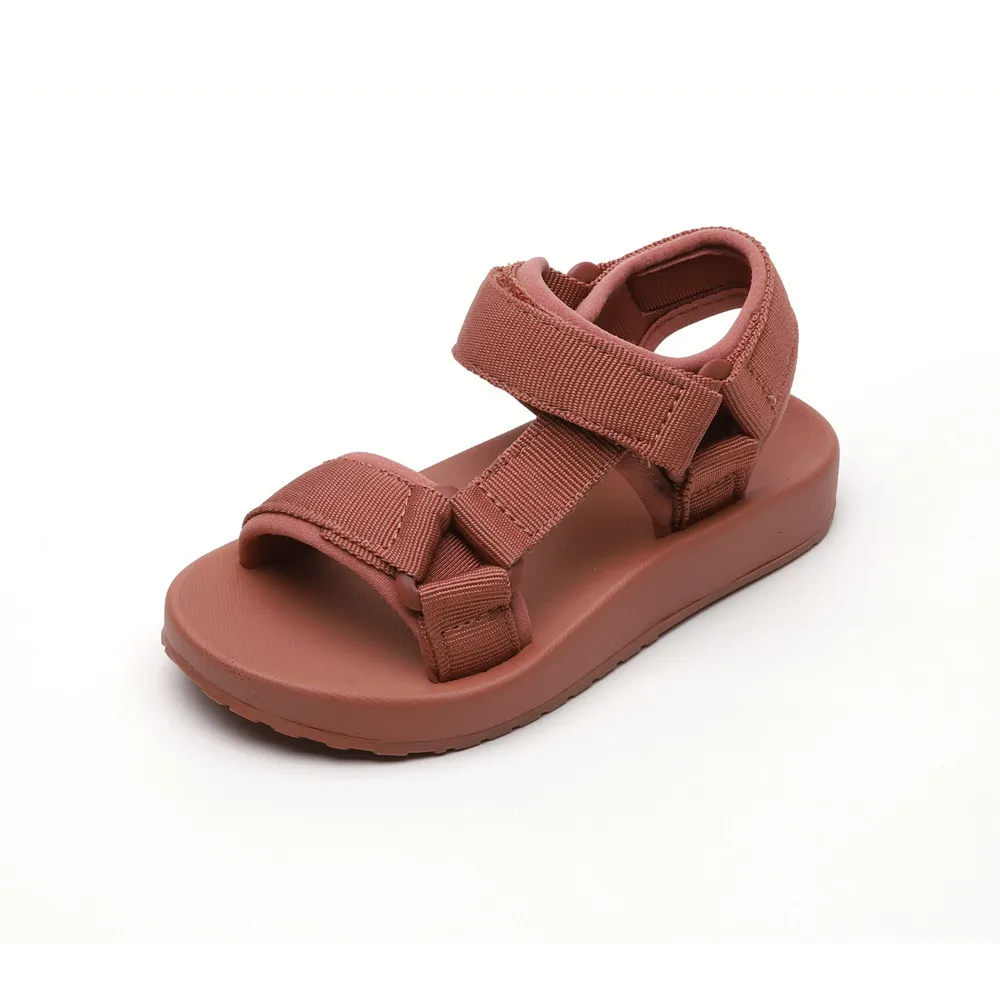 Sandały Sandały dla dzieci Summer Sport Flat Confight Boys Beach Sandals Dziewczyny Dziewczyny Sandały Toddler Buty małe dziewczynki SMG103 230419