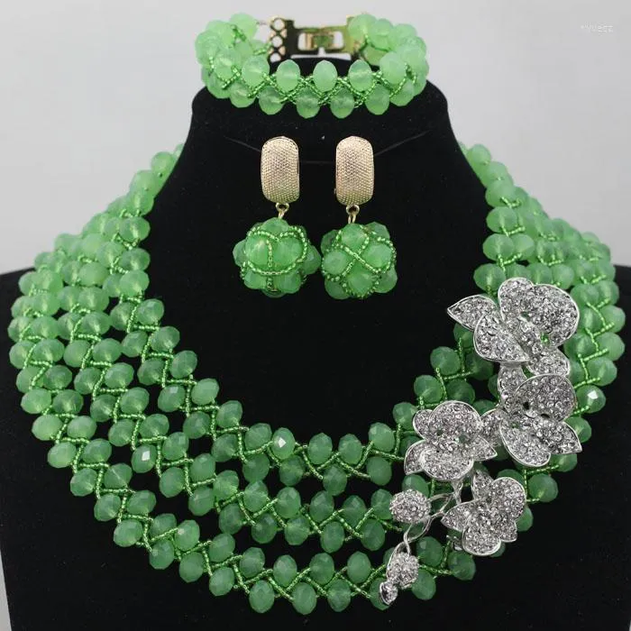 Collier boucles d'oreilles ensemble vert nigérian perles africaines bijoux Costume mariage mariée boucles d'oreilles/Bracelet/collier en gros ALJ783