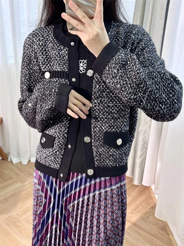 Women's Jackets Black Short Sequin Knitted Cardigan 2023 Autumn French Fashion Office Lady Tweed Round Neck Jacket Clothes