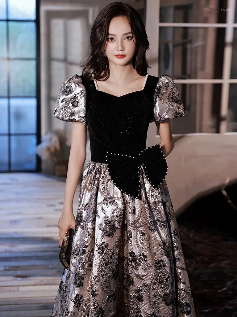 Runway Dresses Luxury Celebrity Satin Jacquard Print Square Collar Pearl A-Line Bow Velvet Puff Sleeve Pets Up Long Prom Clowns High-End