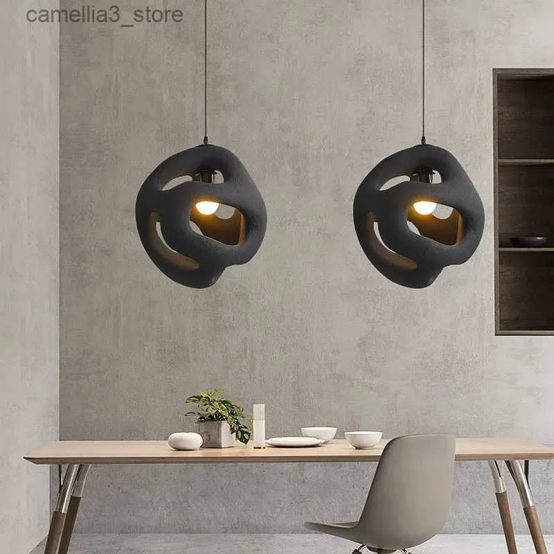 Plafoniere Wabi-Sabi Nuovo stile di design Lampada a sospensione Soggiorno Casa Camera da letto Sala da pranzo Resina High-end per interni Appeso Apparecchi di illuminazione a LED Q231120