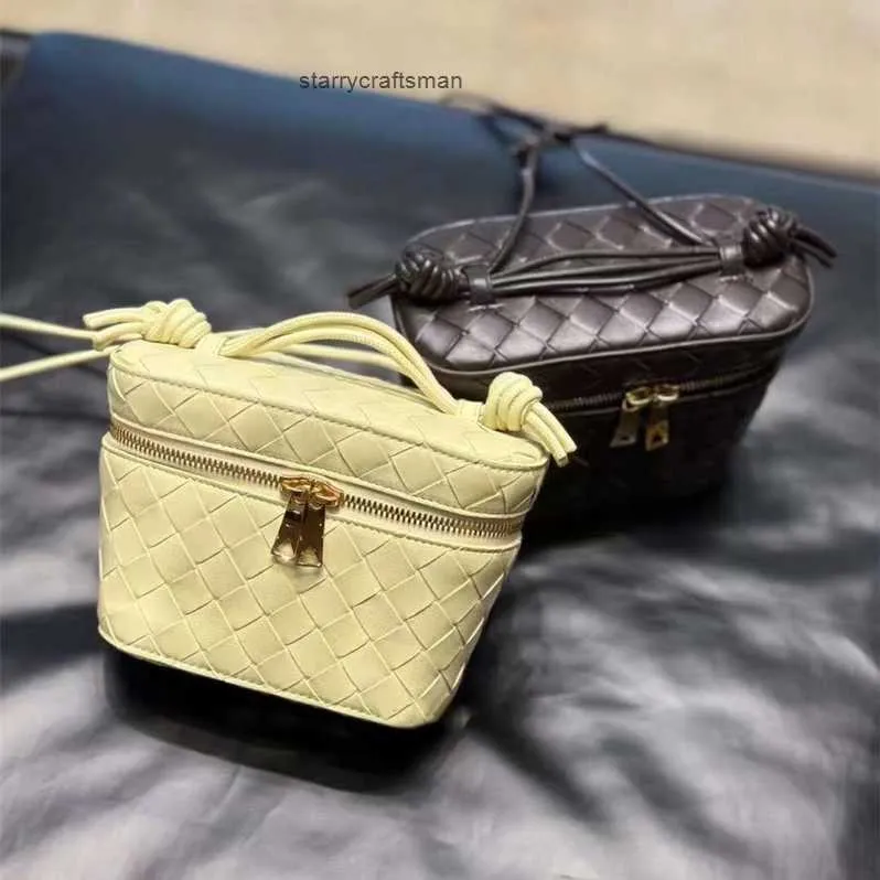 Designer-Tasche mit Logo Family Damentasche Intreciato Woven Mini Makeup Bag Box Bag Botega Totes y Dressing Case