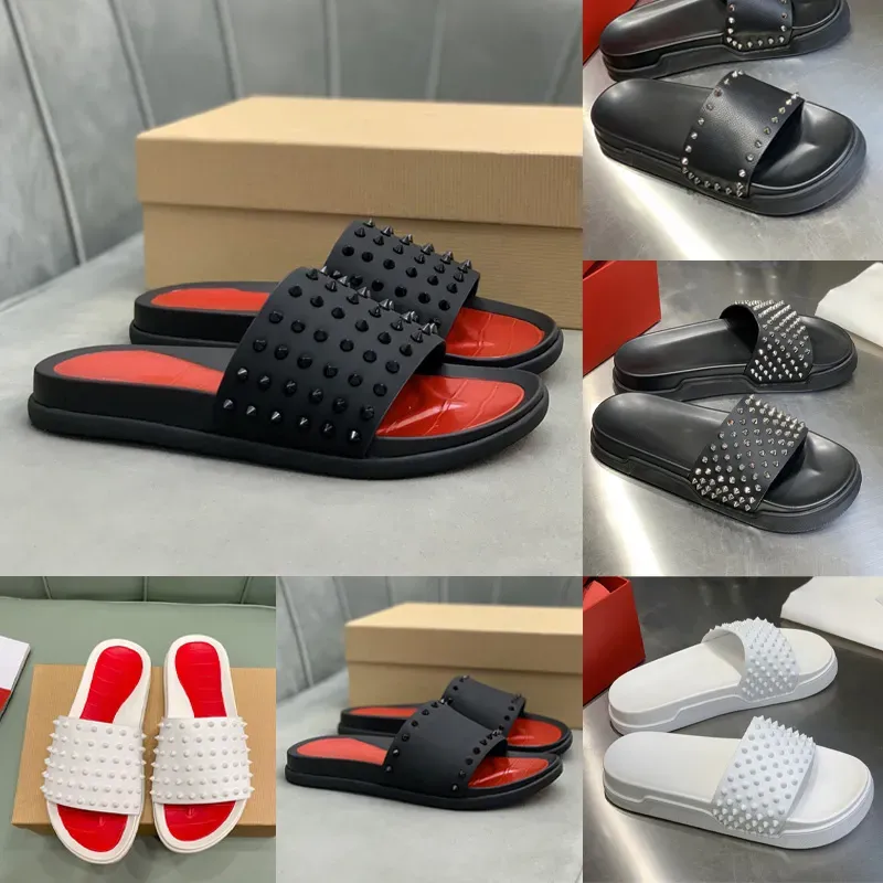 Mens Designer Sliders spike slipper غرفة سوداء شريحة صندل الأزرار