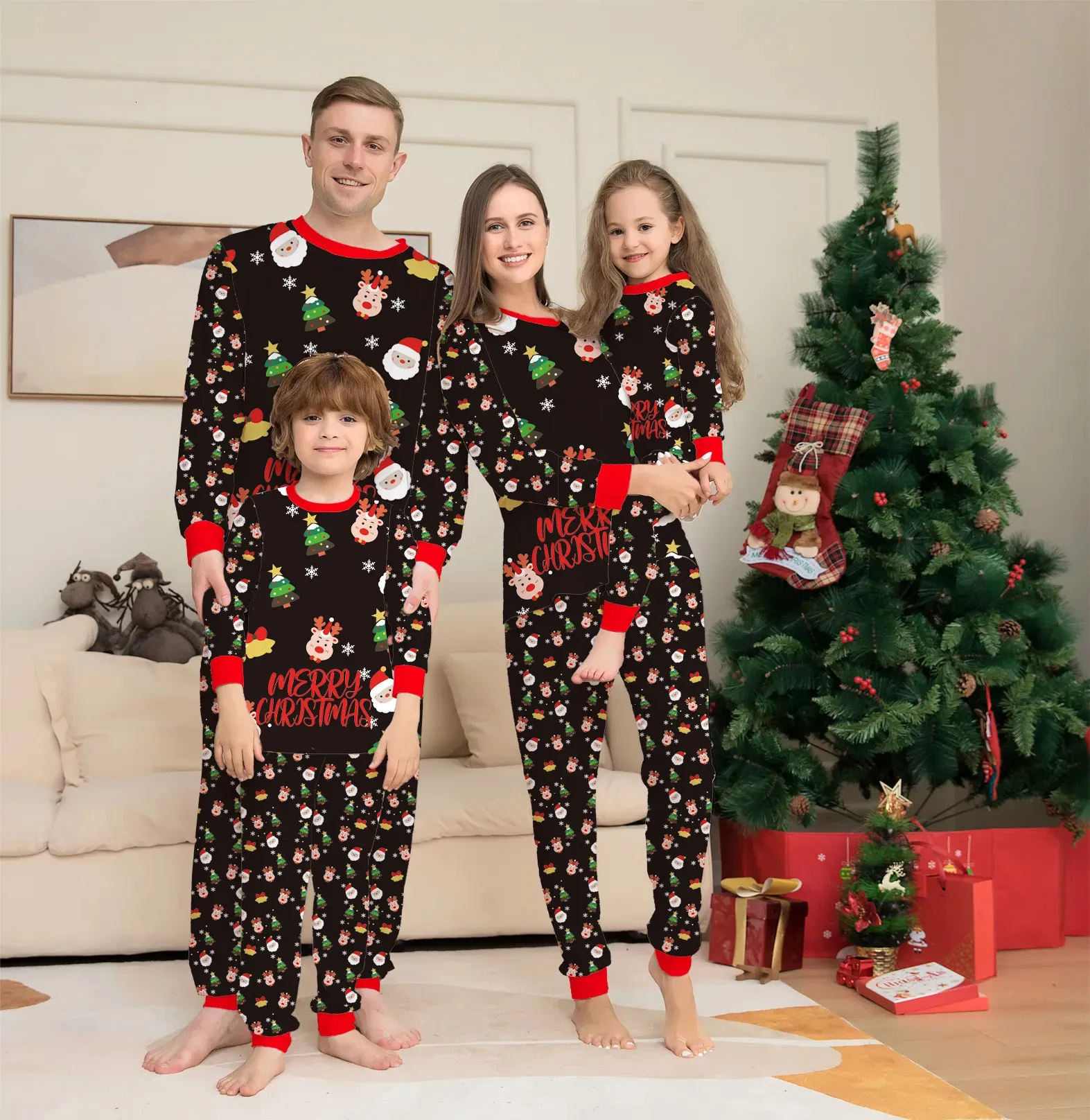 Bijpassende familie-outfits Kerstpyjamaset 2023 Kersthert Kerstmanprint Pjs Volwassen kinderkleding Outfitset Baby Jumpsuit Hondenkleding 231120