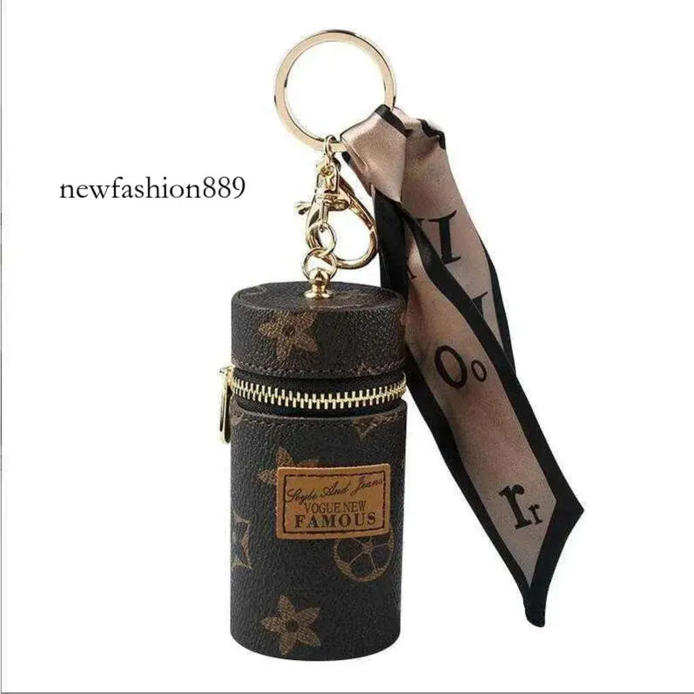 Designer Letter Printing Keychain Wallet Keyring Fashion Purse Pendant Car Chain Charm Bucket Flower Mini Coin Holder Keychains Bag