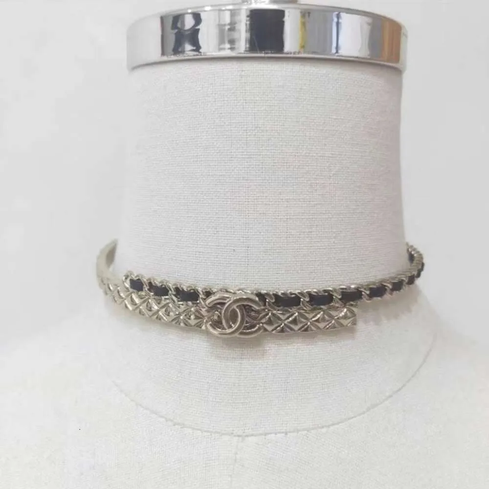 Collana francese Collana con griglia di diamanti intrecciata di alta qualità Anello Collare girocollo con temperamento personalizzato Ccity femminile