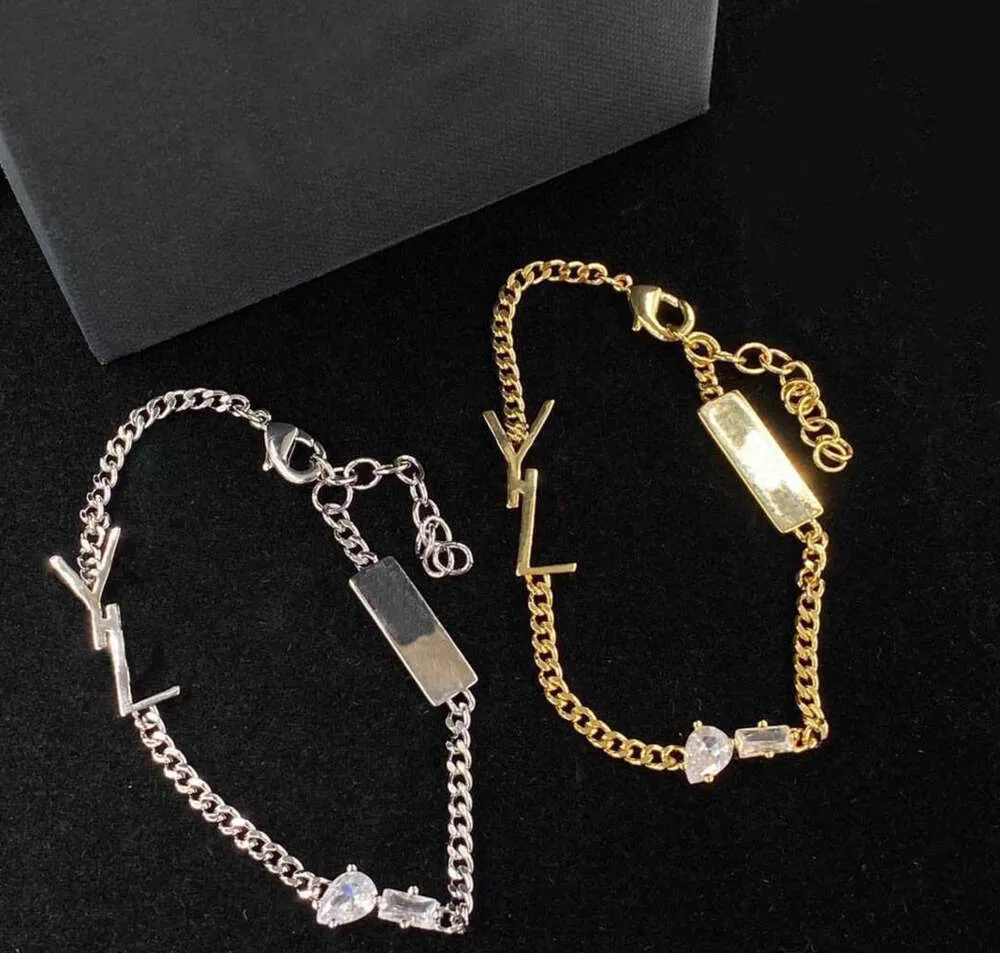 Fashion Bijoux de Luxe Gold Silver Charm -armband för kvinnor Party Womens smyckesdesigner Bröllopälskare Giftengagemangsmycken