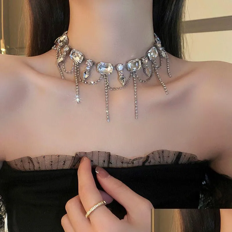 Chokers Geometric Square Crystal Choker Necklaces For Women Long Tassel Clavicle Chain Statements Jewelry Drop Delivery Jewe Dhgarden Oty48