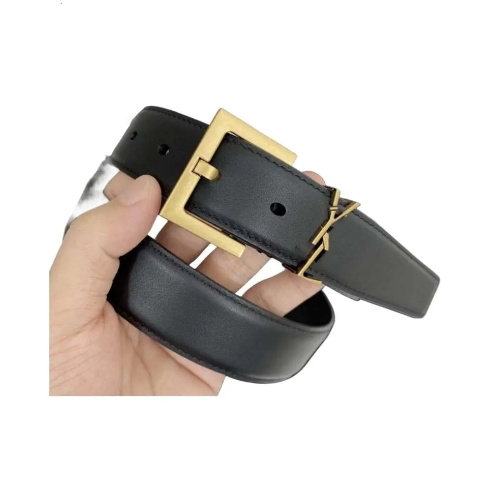 YS Letter Belt Designer الكلاسيكية الفاخرة ذات الجودة عالية الجودة عالية الجودة من جلد البقر على الوجهين مع حزام Weistband Womens