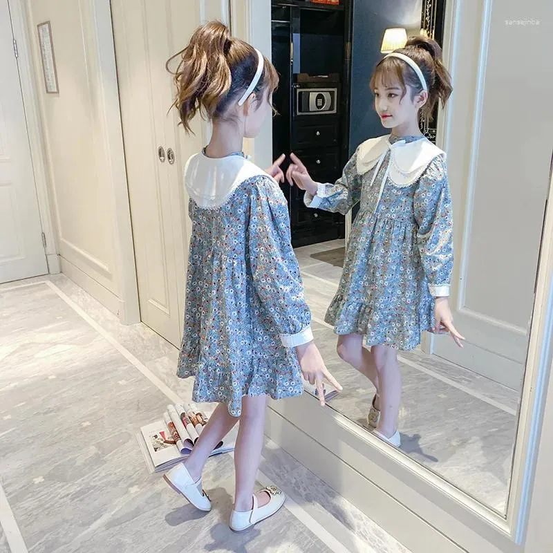 Платья для девочек, весеннее платье для девочек, корейская детская мода, принцесса с цветочным принтом, 2023 год, воротник для маленьких детей, длинные рукава и оборки, P423
