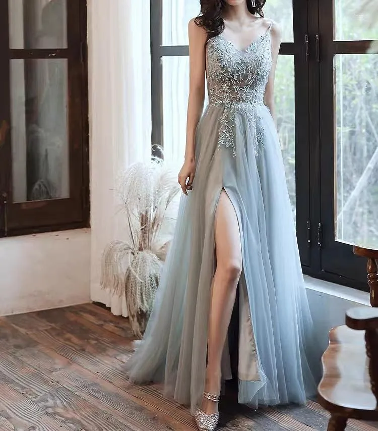 Runway Dresses Blue Celebrity A-Line Split Fork Beading Spaghetti Strap Tulle Sexig röd matta Floral Print Party Evening Gowns Elegant