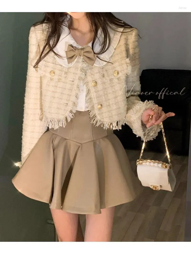 Vestidos de trabajo Fragancia Conjunto dulce Mujeres Abrigo de borla corta Muñeca Cuello Camisa Arco Falda Fashio Slim Otoño Avanzado Mujer Tres piezas