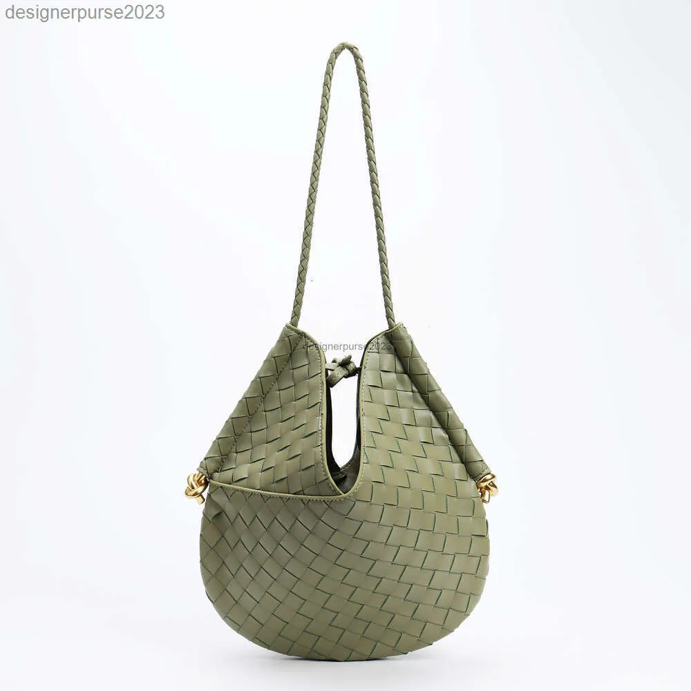 Sac à main tissé Lady Bag Bveneta Sacs Bottegaas 2023 Nouveau panier classique en peau de vache polyvalent une épaule oblique chevauchement fourre-tout Solstice pour femme 1 53V5